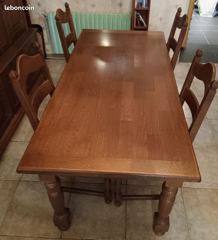 Table salle à manger en bois (image 1)