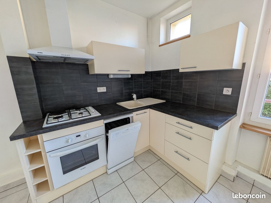 Appartement 1 pièce 37 m² · à Chamalières · 37 m² · 535 €/mois