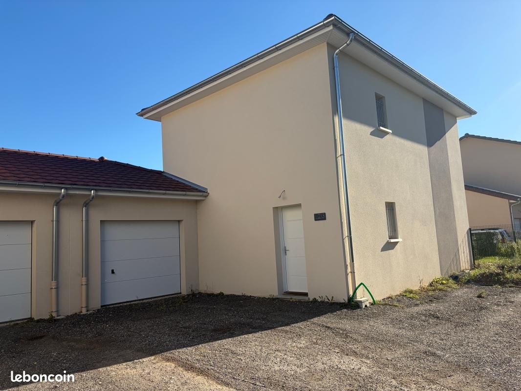 Maison 4 pièces 90 m² · à Janneyrias · 90 m² · 369 000 €