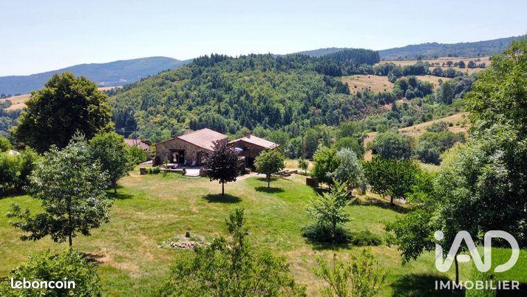 Maison 5 pièces 160 m²