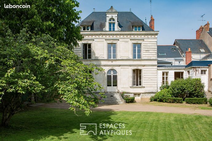 Maison 12 pièces 323 m² — 6