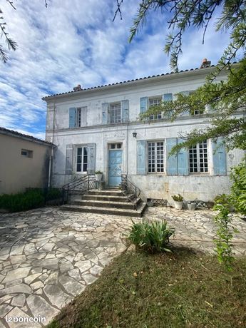 Charentaise à rénover