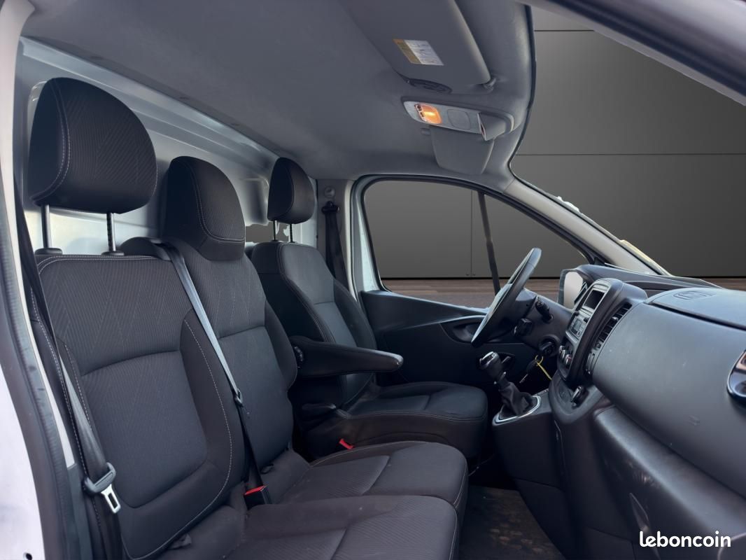 Renault Trafic FOURGON FGN L1H1 1000 KG DCI 120 GRAND CONFORT (image 9)