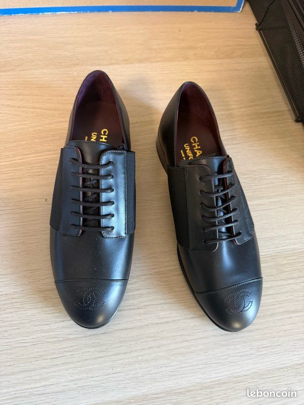 Chaussures derby Chanel en cuir 36 neuf authentique (image 2)