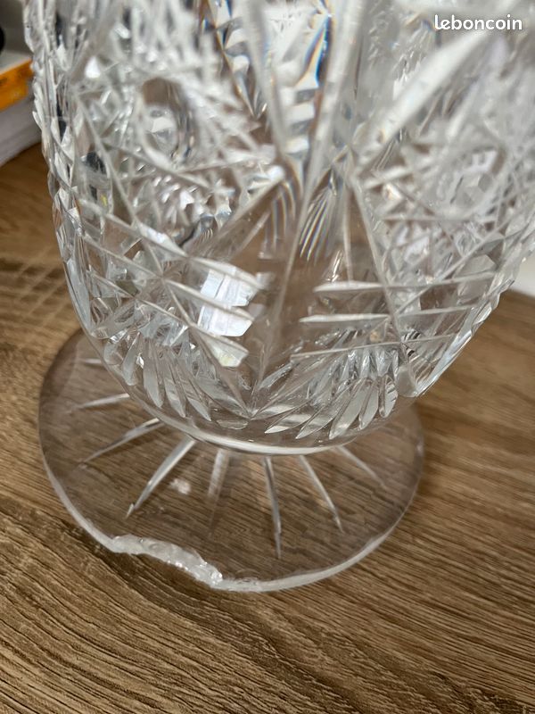 Vase en verre ancien (image 2)