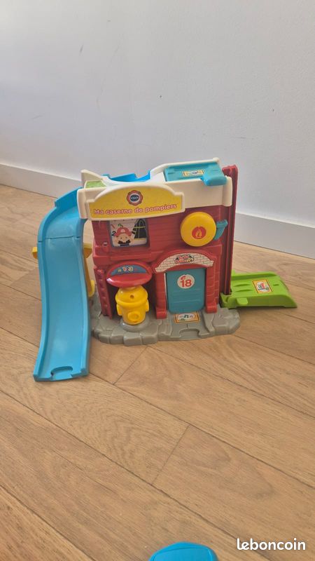 VTech Tut Tut Bolides – grand lot circuits garages + 8 véhicules (image 5)