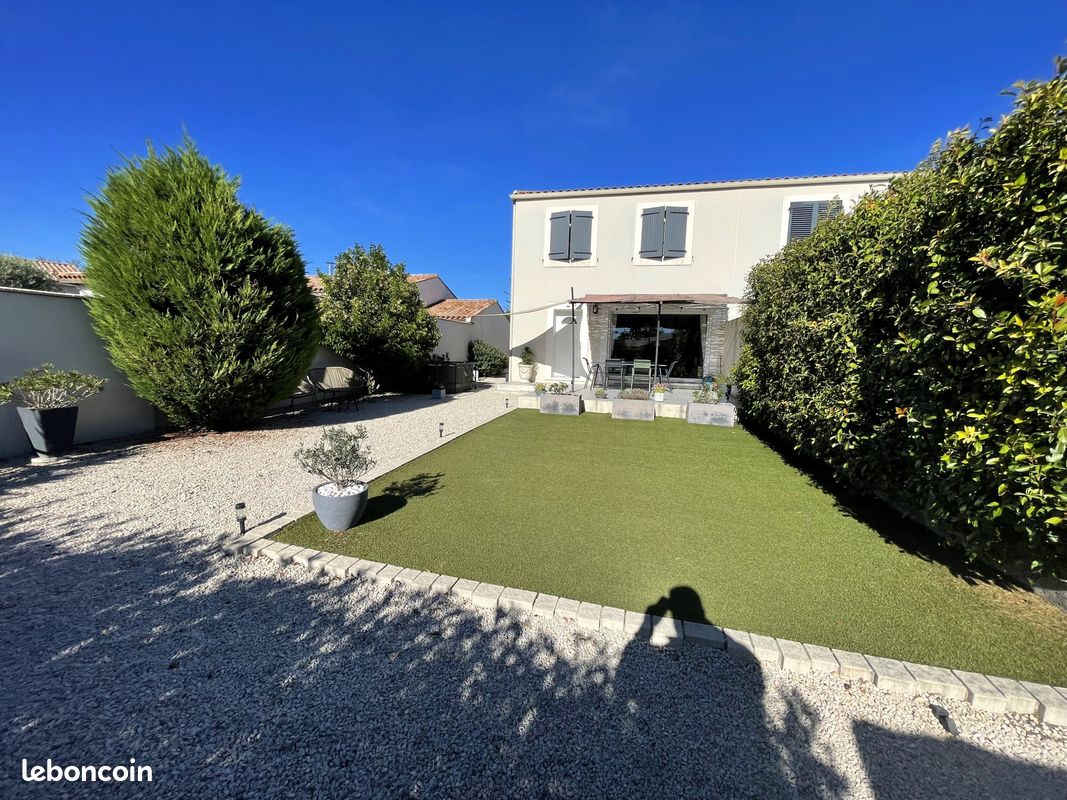 Maison 4 pièces 90 m² · à Rochefort-du-Gard · 90 m² · 315 000 €
