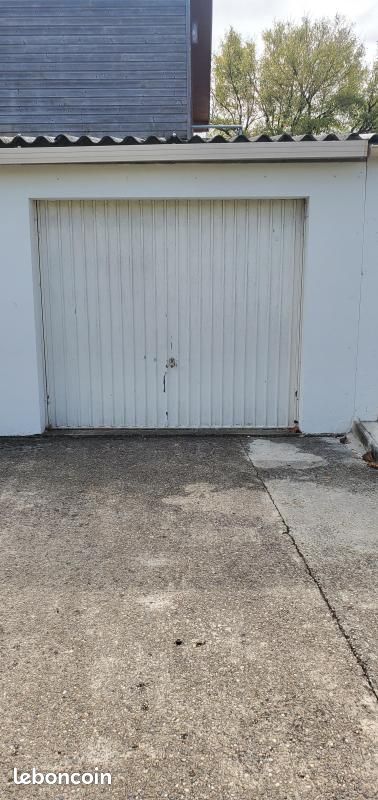 Parking 15 m² · à Bordeaux · 15 m² · 111 €/mois