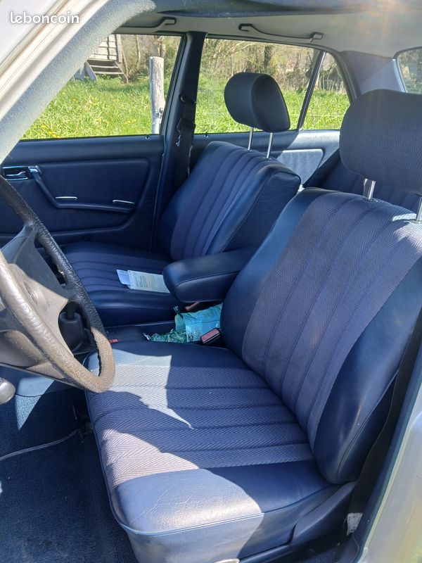 Mercedes 240D W123 (image 15)