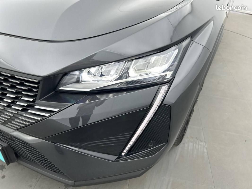Peugeot 408 PHEV 225 e-EAT8 - Allure Pack (image 16)