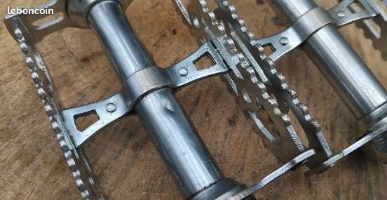 Pédales LYOTARD 460D en aluminium 14x1.25 vélo vintage course 1970s