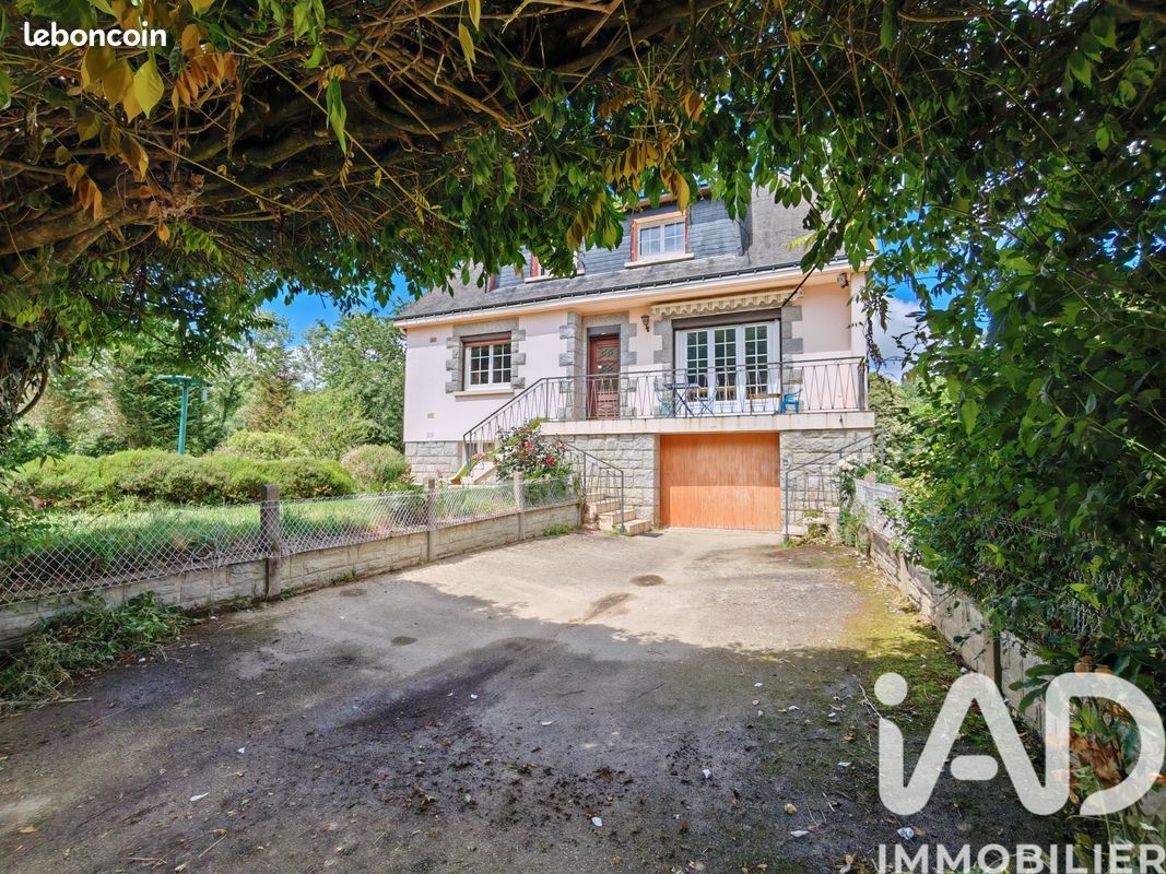 Propriété 8 pièces 150 m² (image 1)