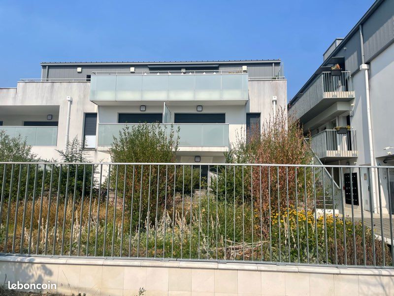 T2 meublé de 47,67m² avec balcon, et stationnement sécurisé (image 1)