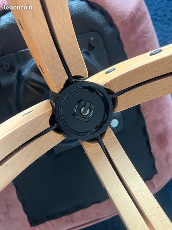 Fauteuil de bureau rotatif (modèle Quilda) (image 9)