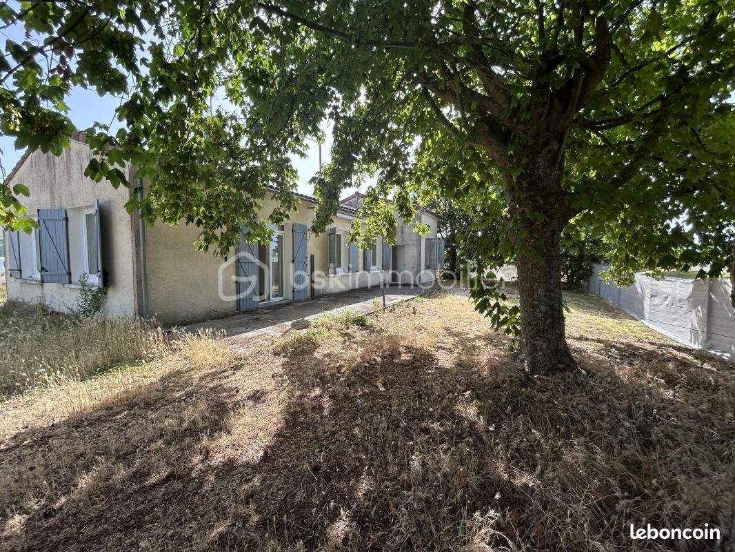 Maison 4 pièces 103 m² · à Saint-Aigulin · 103 m² · 139 000 €