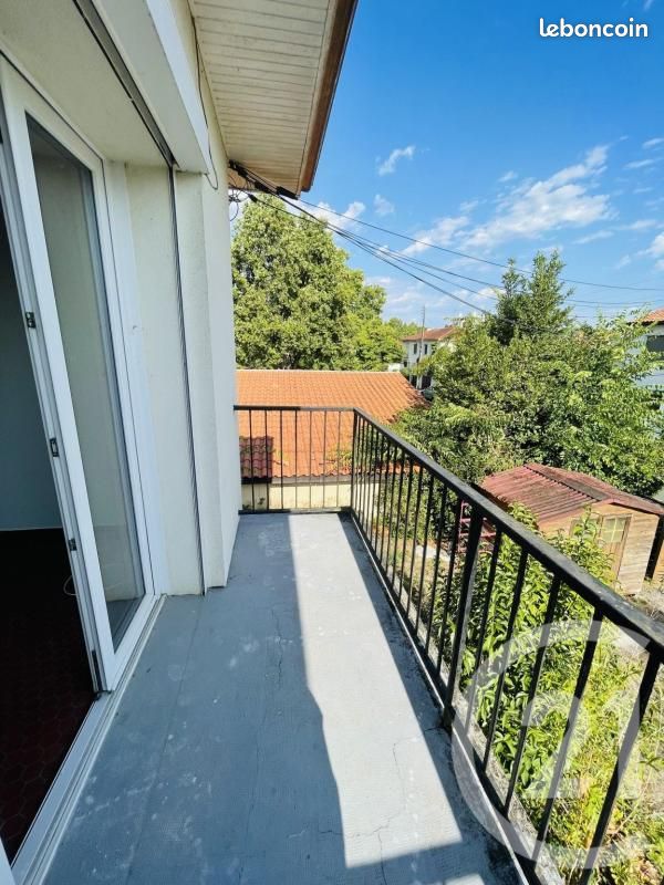 Appartement 4 pièces 77 m² · à Talence · 77 m² · 1 100 €/mois