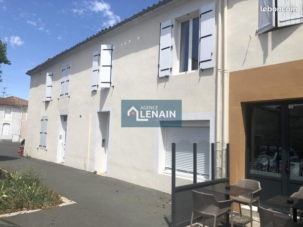 https://img.leboncoin.fr/api/v1/lbcpb1/images/83/d9/9d/83d99da700b924d684fc2347614e0e6921bb8236.jpg?rule=ad-image