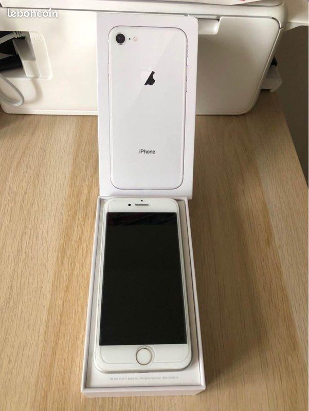 IPhone 8 (image 1)