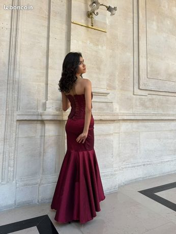 Robe Bordeaux Occasion Pour Petite Fille Taille 2T - Très Bon état - Style Vacances