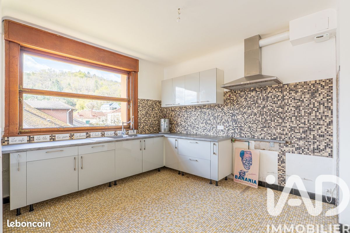 Propriété 4 pièces 188 m² (image 8)