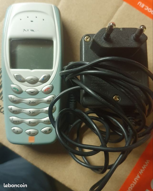 Nokia 3410 (image 1)