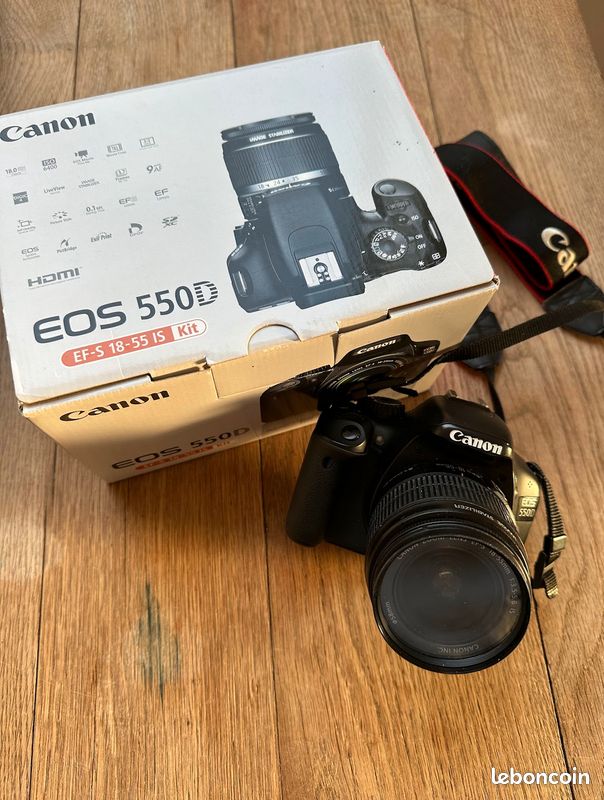 Canon EOS 550D + Obj. Canon EF-S IS 18 - 55 mm f/3.5 - 5.6 (image 1)