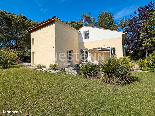Propriété 6 pièces 160 m²