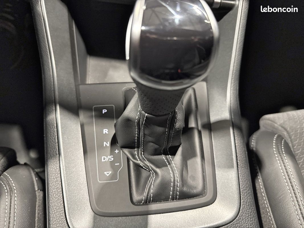 AUDI Q3 Sportback 45 TFSIe 245 ch S tronic 6 S line (image 15)