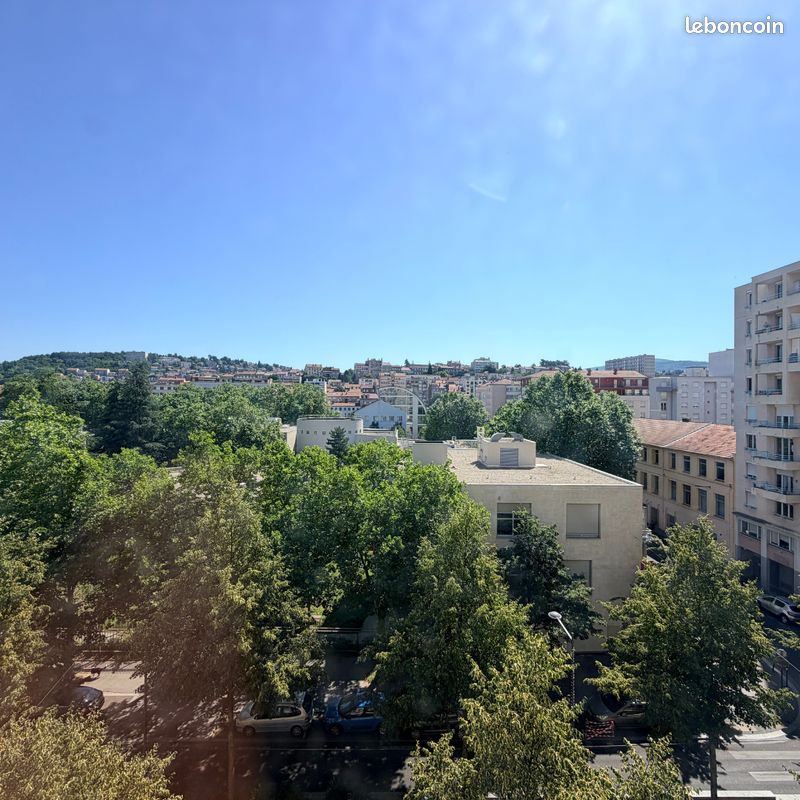Appartement 3 pièces 72 m² · à Saint-Étienne · 72 m² · 77 000 €