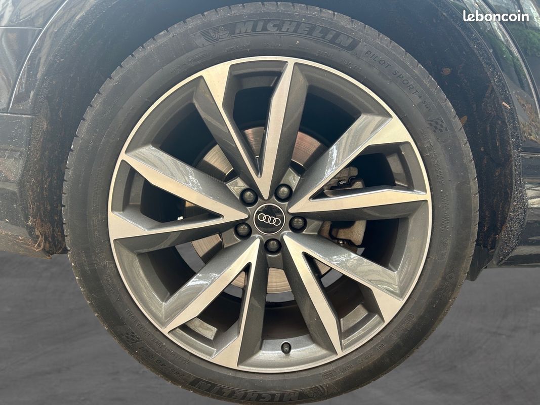 AUDI Q7 Q7 55 TFSI e 380 Tiptronic 8 Quattro Avus Extended/Apple Car Play/Caméra de recul/Caméra 360/Sièg (image 18)