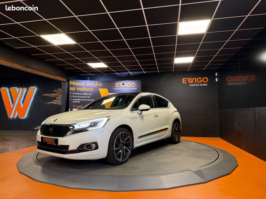 Ds ds 4 1.6 thp 210 sport chic start & stop / caméra de recul (image 17)