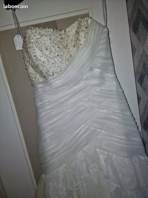 Lot robes de mariée (image 1)