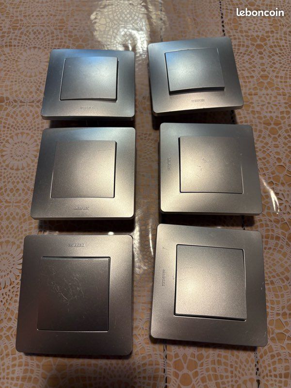 Lot Interrupteurs Et Prises Legrand DEBFLEX DIAMANT (occasion, Fonctionnels)