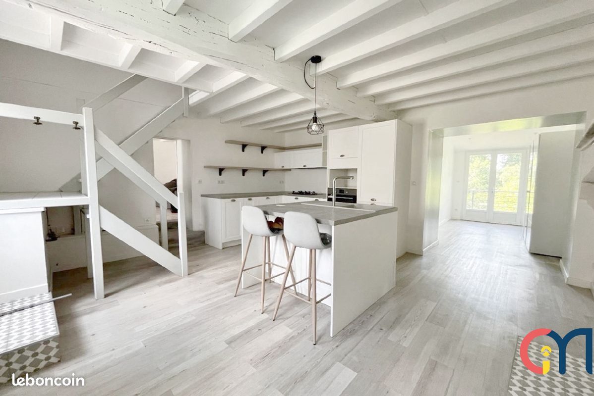 Maison 3 pièces 111 m² · à Bourg-Charente · 110,5 m² · 165 000 €