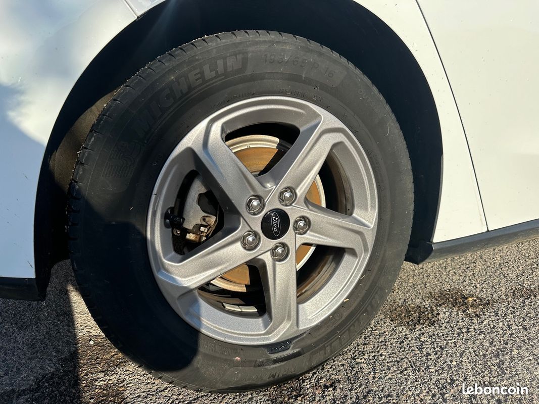 FORD Focus Ford Focus (2) 1.0 ECOBOOST 100 S&S TREND 5P (image 6)