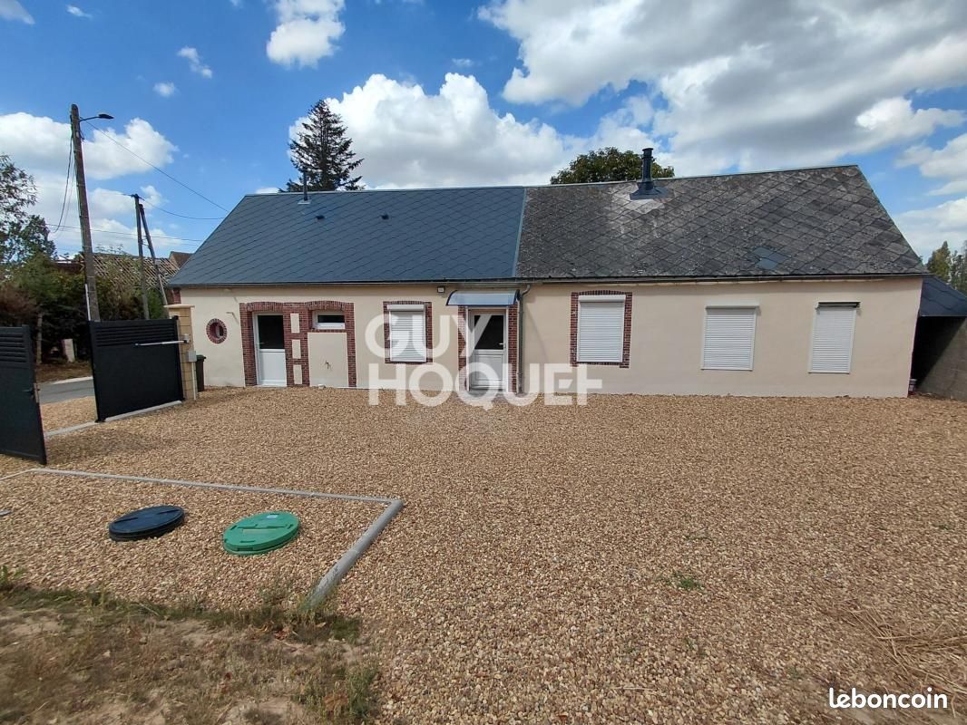 Maison 3 pièces 72 m² · à Favières · 72 m² · 830 €/mois