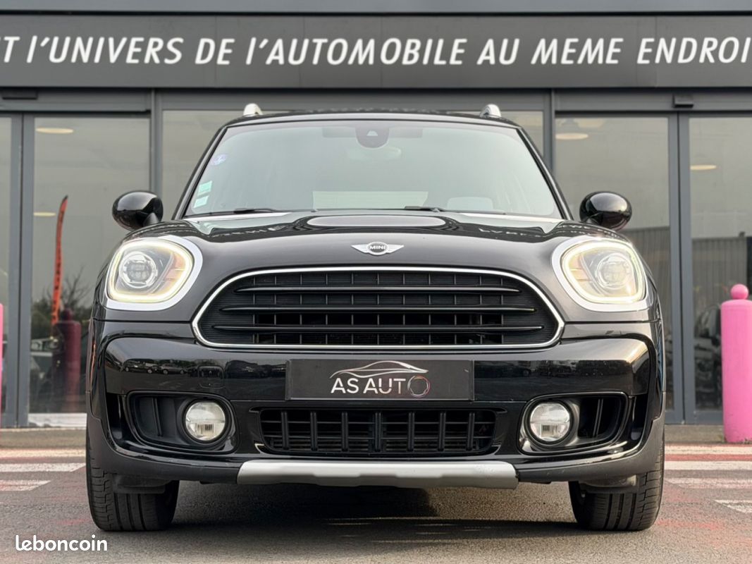 MINI COUNTRYMAN F60 136 ch BVA6 Cooper John Cooper Works CUIR BOITE AUTO GPS GARANTIE 12 MOIS (image 4)