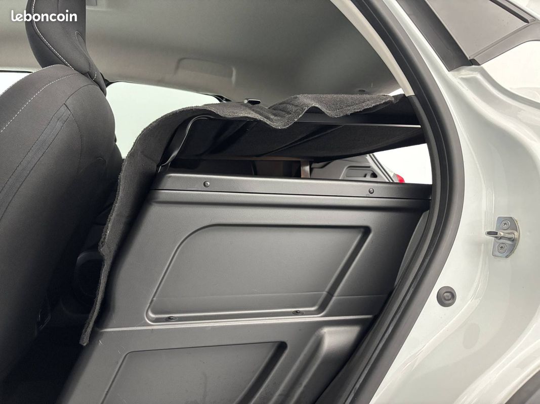 RENAULT Captur E-Tech full hybrid 145 Evolution (image 29)