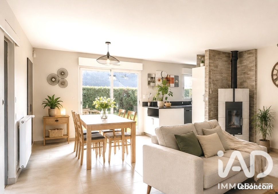 Maison 8 pièces 200 m² · à Mettray · 200 m² · 490 000 €