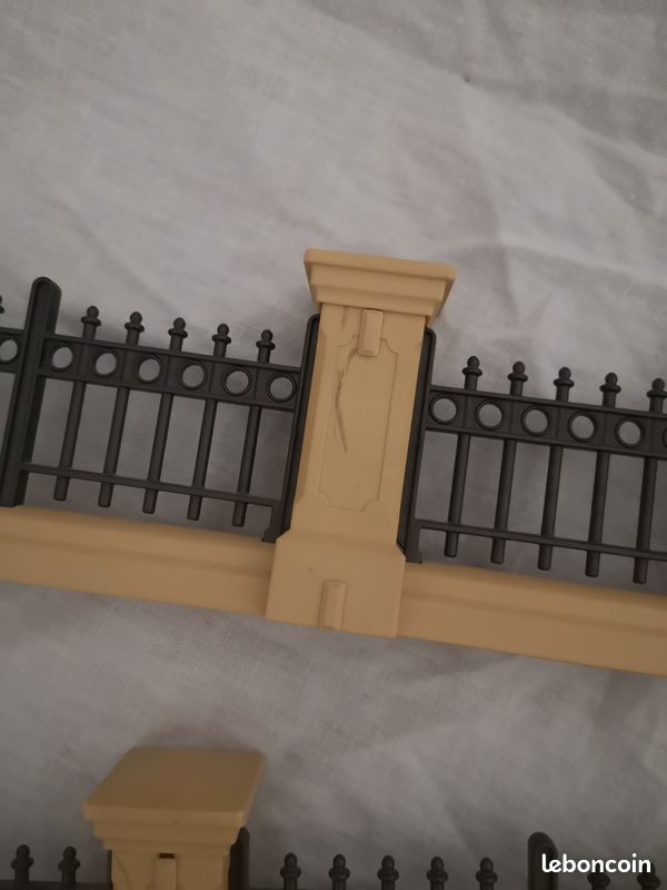 Très bon état - Playmobil - Villa Belle Époque 5305 + clôture 5360 (image 18)