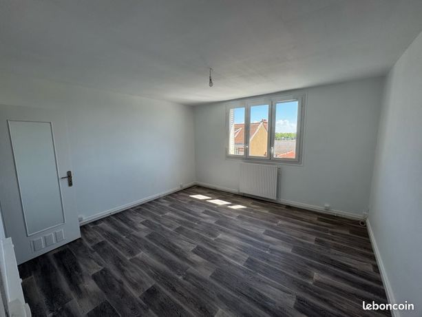 Appartement 56m2 - T3 Sainte-Savine 600  CC
