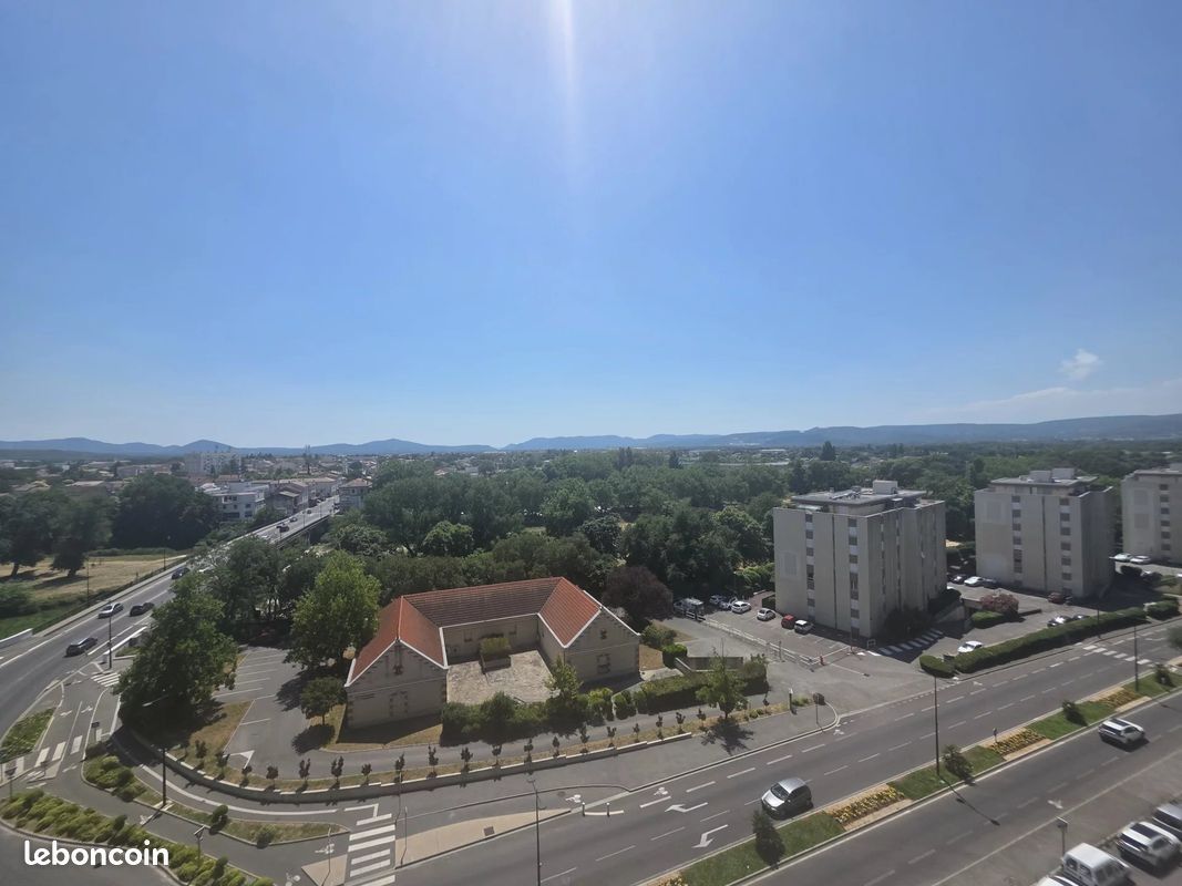 Appartement 3 pièces 75 m² · à Montélimar · 75 m² · 90 000 €