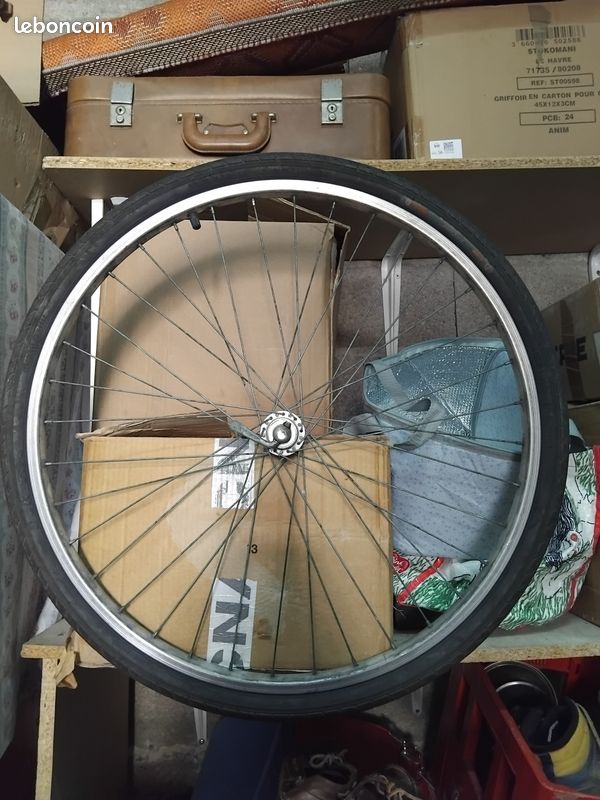 Roue vélo (roue avant, type VTT) Équipements vélos