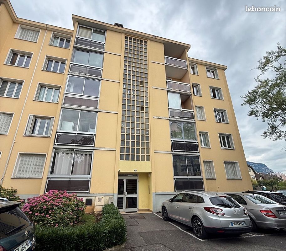 Appartement 4 pièces 67 m² · à Ambilly · 67 m² · 210 000 €