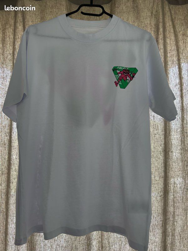 T-shirt Palace skateboard neuf sans étiquette S (image 1)