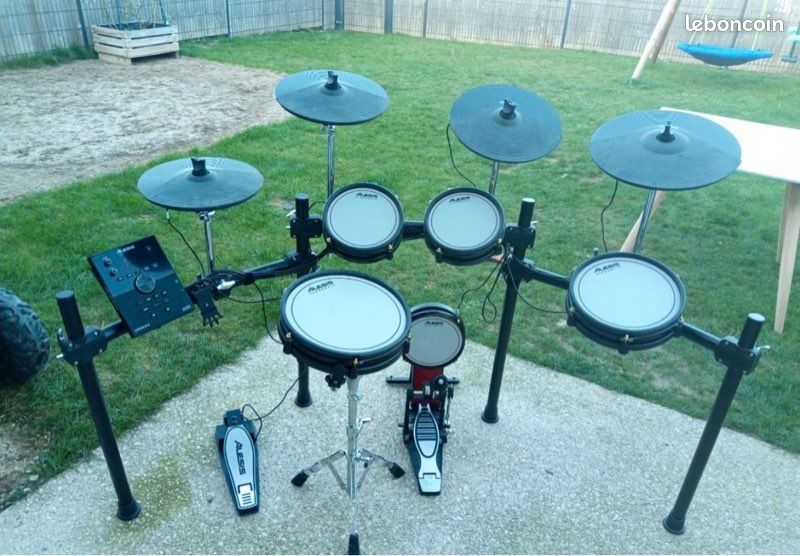 Batterie électronique alesis crimson 2 SE KIT+siège et casque etc (image 1)