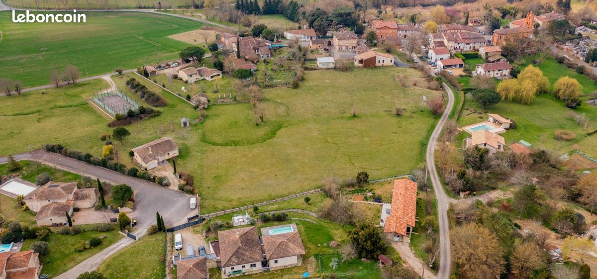 Terrain 786 m² Montpitol · 105 000 €