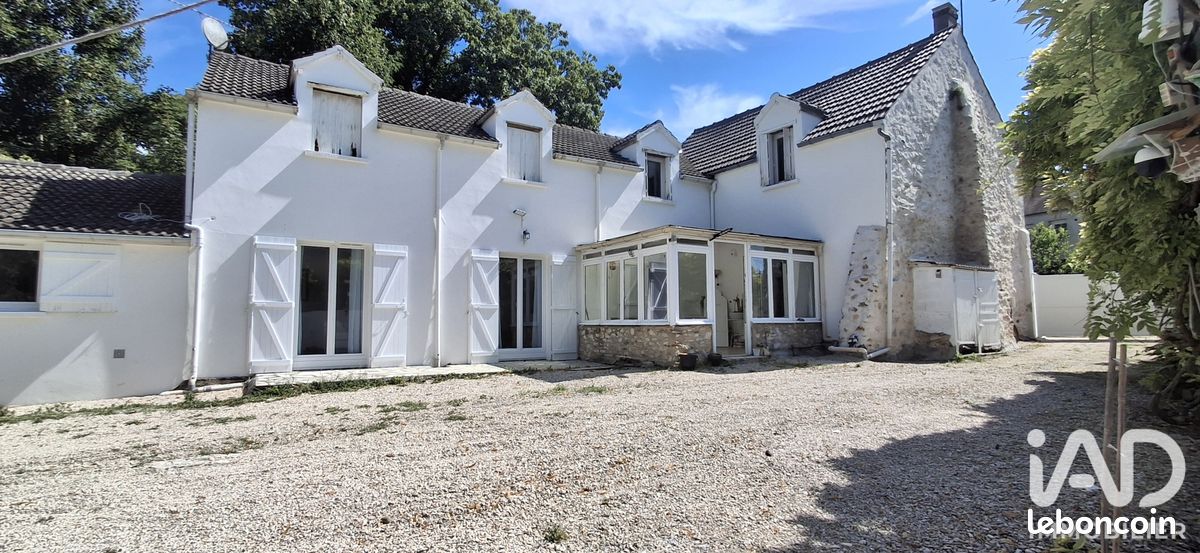 Maison 7 pièces 196 m² · à Montgé-en-Goële · 196 m² · 419 000 €