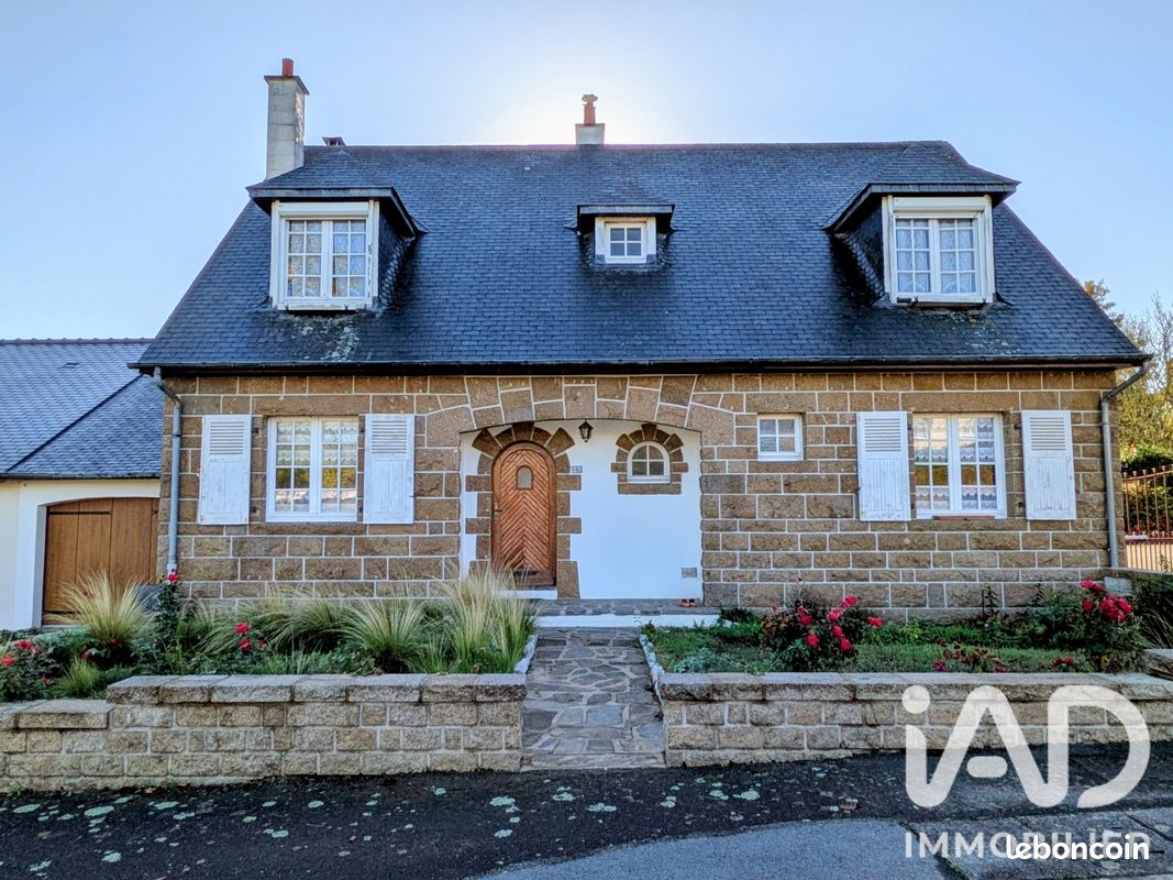 Maison 7 pièces 125 m² · à Pontmain · 125 m² · 149 000 €