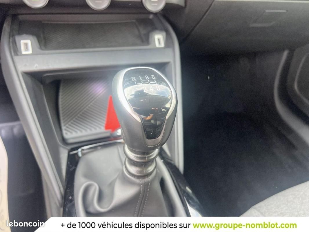 Citroën C4 BlueHDi 110 S&S BVM6 Shine (image 14)